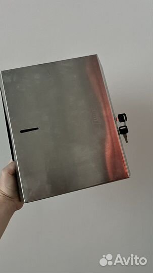 Держатель для бумажных полотенец