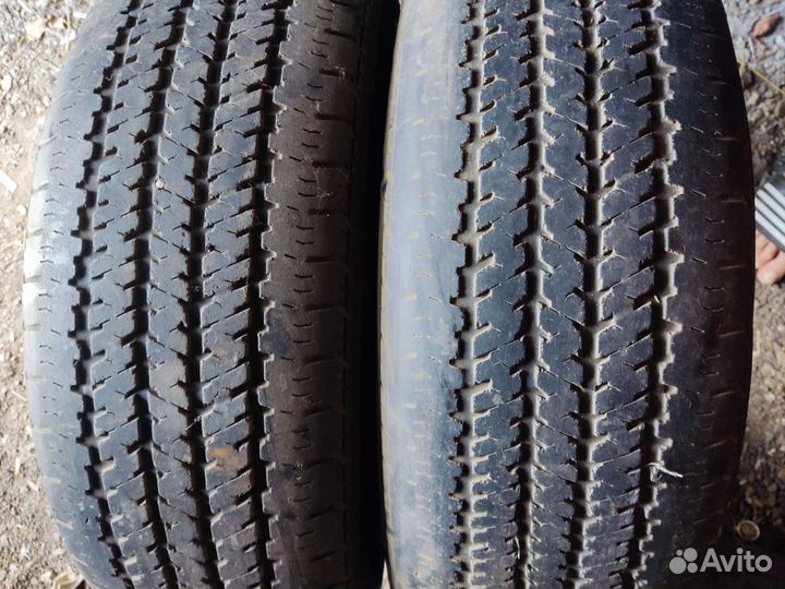 Bridgestone Dueler H/T 684III 245/65 R17