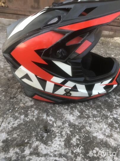 Мото шлем кроссовый