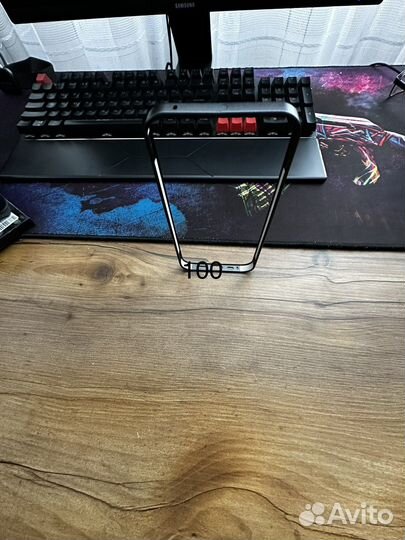 Чехлы и защитные стекла на iPhone 12