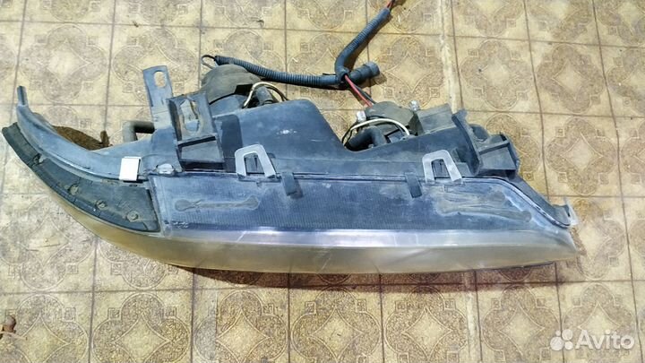 Фара правая е39