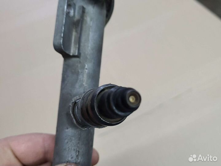 Топливная форсунка Opel Vectra C Zafira A Z22SE