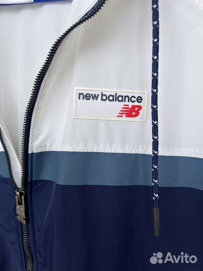 Ветровка/куртка new balance