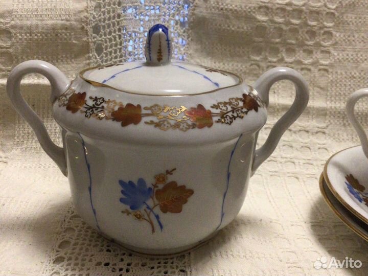 Сервиз форма лотос лфз Золотые и Синии цветы