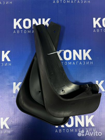 Передние брызговики на Форд Фокус 3