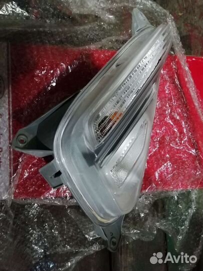 92305M6000 фонарь задний в бампер левый новый