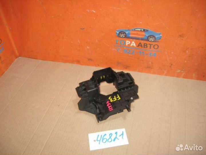 Переключатель стеклоочистителей Ford Focus III 201