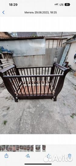 Кроватка с маятником