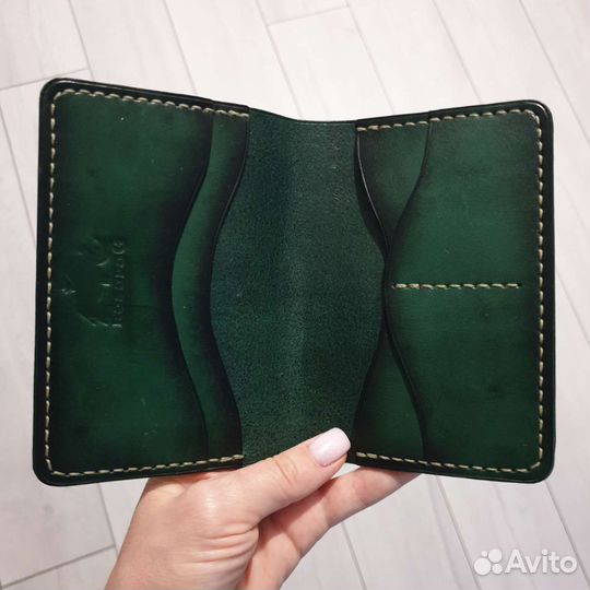 Обложка на паспорт кожаная ручная работа