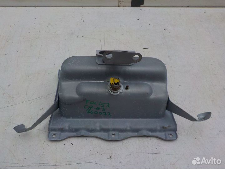 Подушка безопасности переднего пассажира на Ford Focus II 1670596