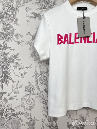 Футболка balenciaga оверсайз