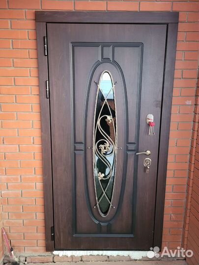 Дверь входная металлическая со склада