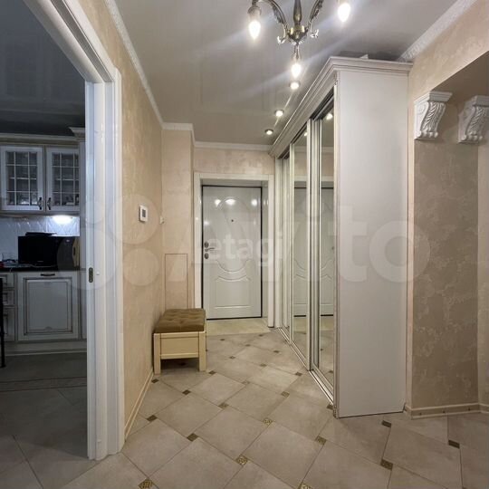 3-к. квартира, 80,4 м², 8/14 эт.