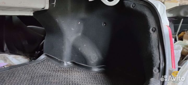 Обшивка багажника hyundai solaris