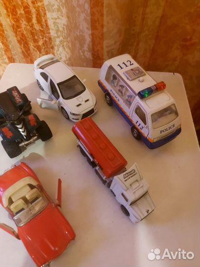 Детские машинки игрушки металлические