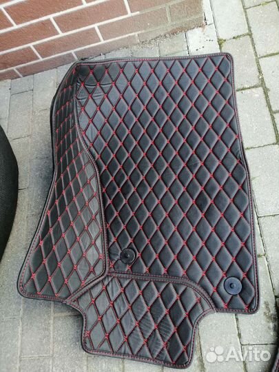 Коврики комплект Ranghe Roger Discovery 4