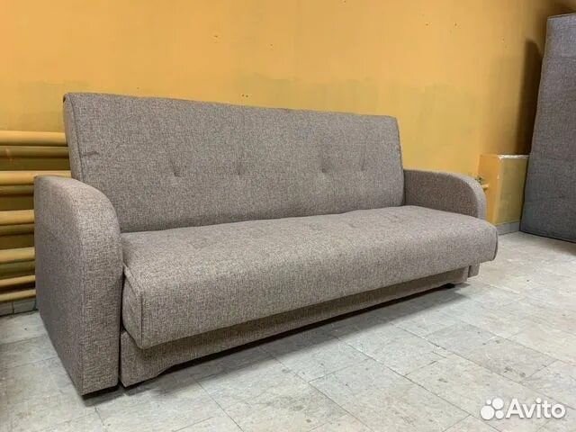 Диван Света