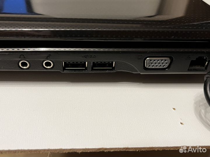 Ноутбук asus