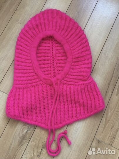 Капор вязаный