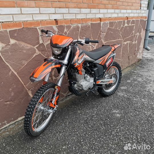 Мотоцикл JHL MX300