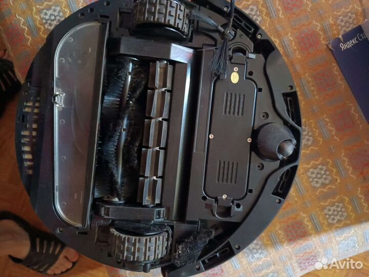 Робот пылесос