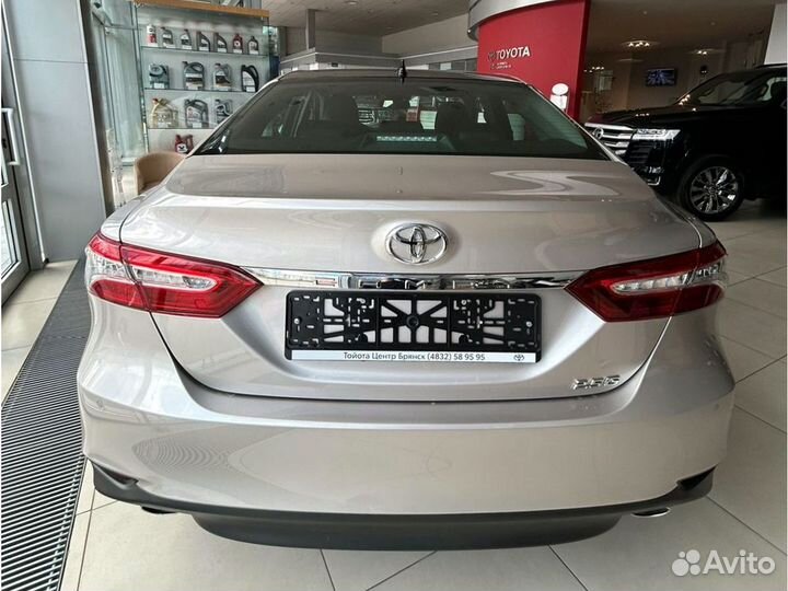 Toyota Camry 2.5 AT, 2022