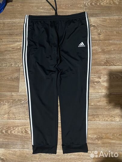 Спортивный костюм adidas