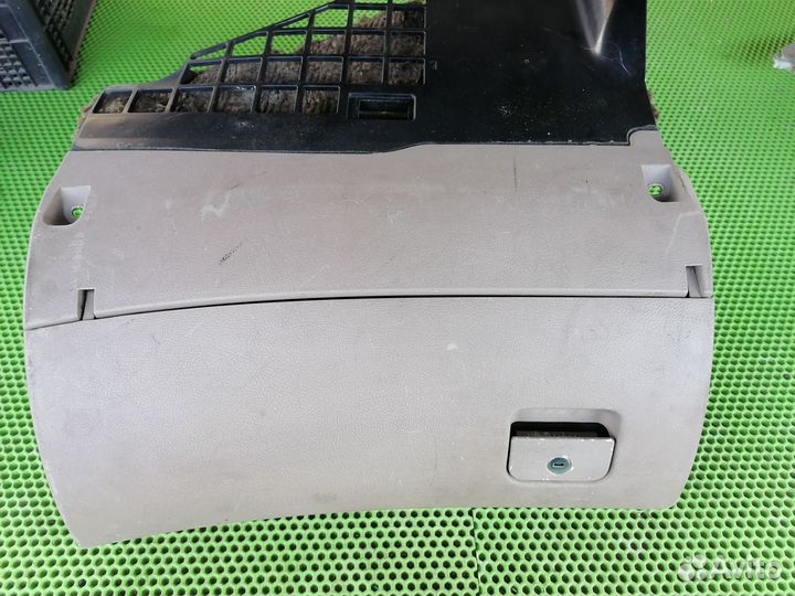 Бардачек Ауди А6 С5