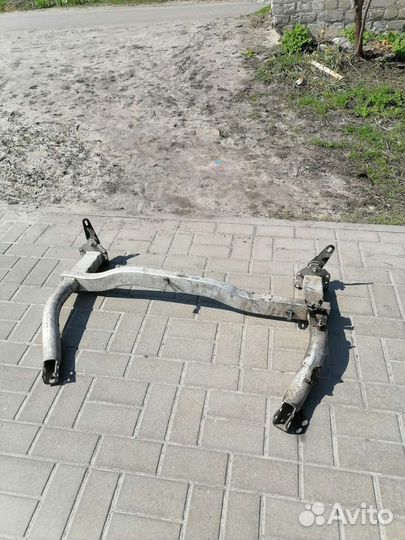 Toyota corolla e100 передний подрамник