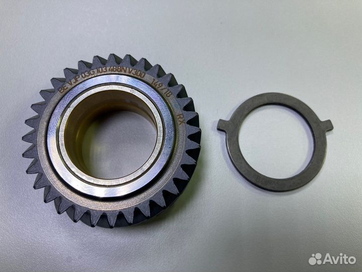 Шестерня масляного насоса VAG 03L198488 Новая