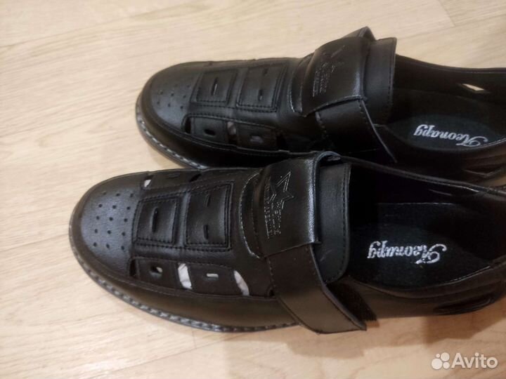 Туфли на подростка летние