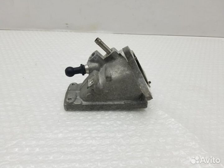 Фланец VAG 04L128637B