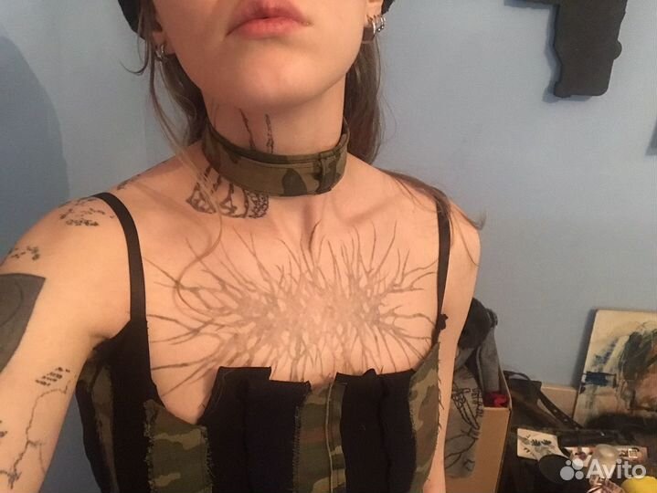 Костюм юбка и топ +чокер милитари камуфляж