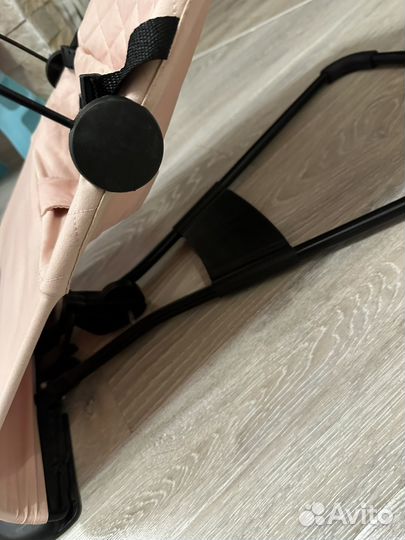 Шезлонг детский