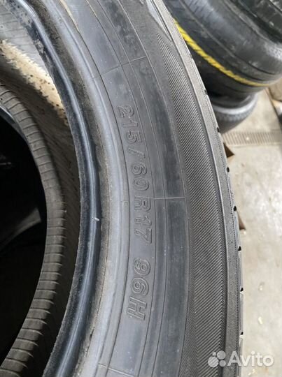 Yokohama BluEarth RV-01 215/60 R17 96H