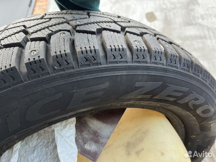 Pirelli Ice Zero 2.25/60 R18