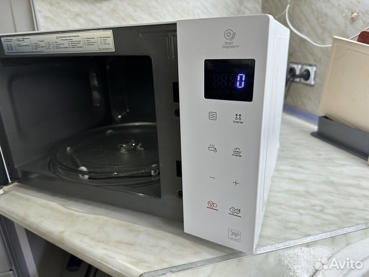 Микроволновка LG MW25R35gisw