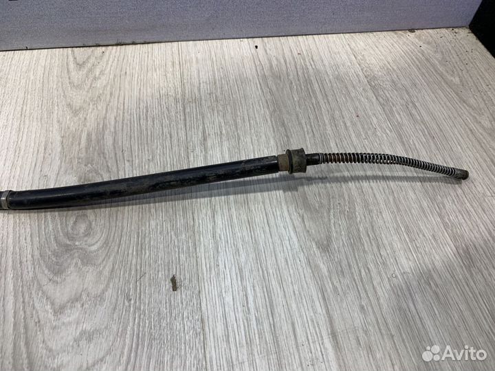 Трос ручника Volkswagen polo 5 Прав