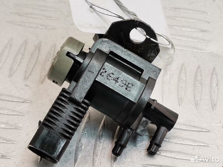 Клапан вакуумного управления Audi A3 8L 1999