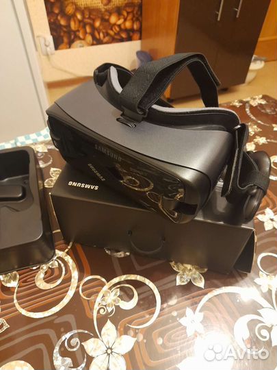 Очки виртуальной реальности samsung gear vr