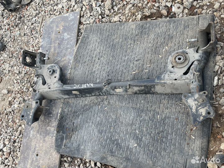 Задняя балка Лада ларгус Renault Логан