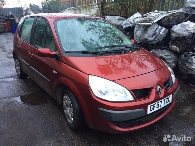 Разбор на запчасти Renault Scenic 2003-2009