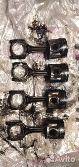 Шатун с поршнем Toyota Corolla Verso