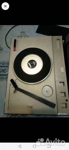 Проигрыватель винила СССР лидер 303