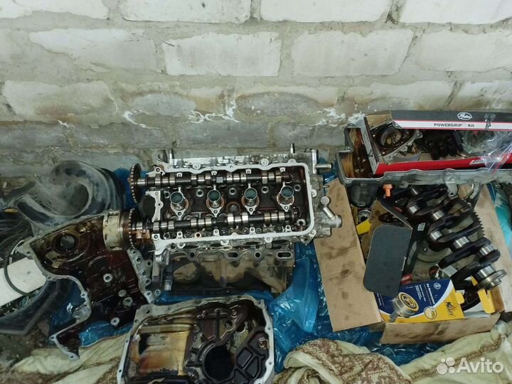 Двигатель Тойота 2SZ-FE в разборе