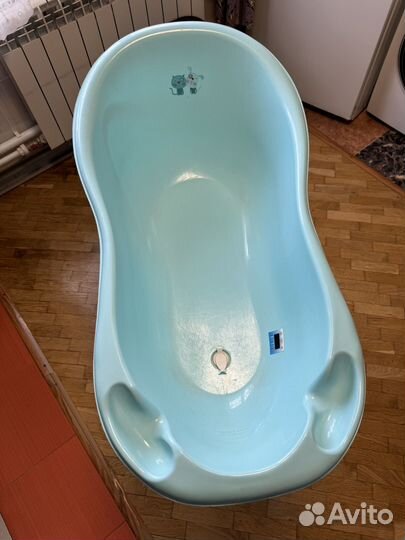 Ванночка для купания с термометром