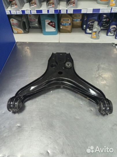 Рычаг подвески передний левый Hans Pries 104302755