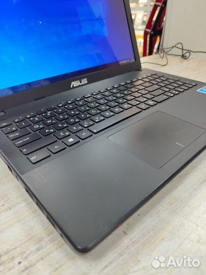 Ноутбук Asus для учебы/работы
