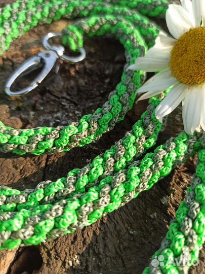 Поводок для собак из паракорда