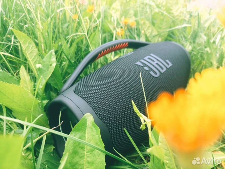 Колонка JBL Boombox